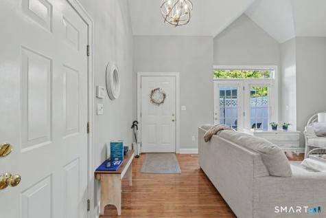 17 Southwick North Court Milford CT 06461