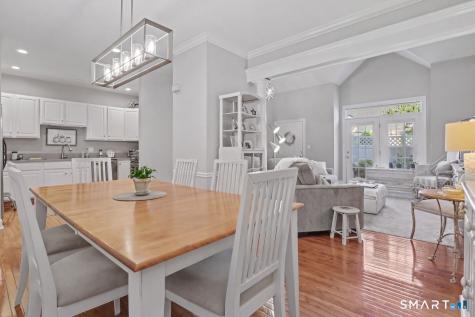 17 Southwick North Court Milford CT 06461