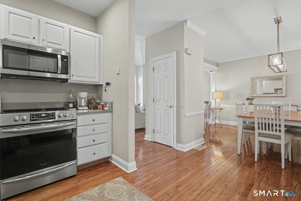 17 Southwick North Court Milford CT 06461