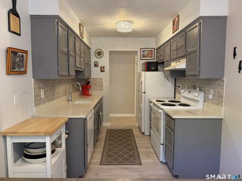 549 Swanson Crescent Milford CT 06461
