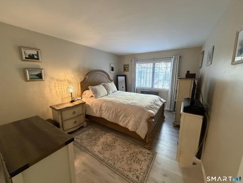 549 Swanson Crescent Milford CT 06461