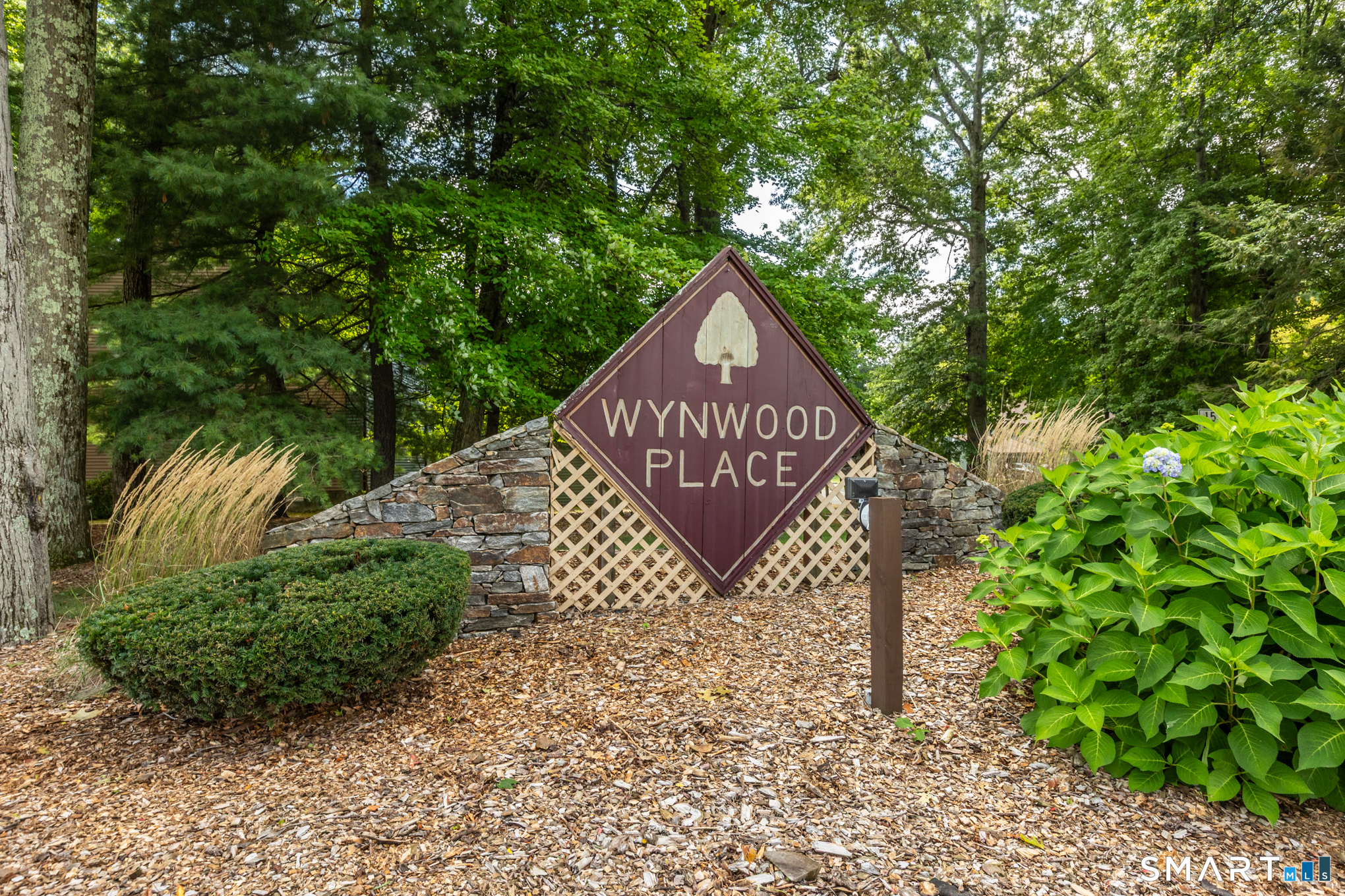 84 Wynwood Drive Enfield CT 06082