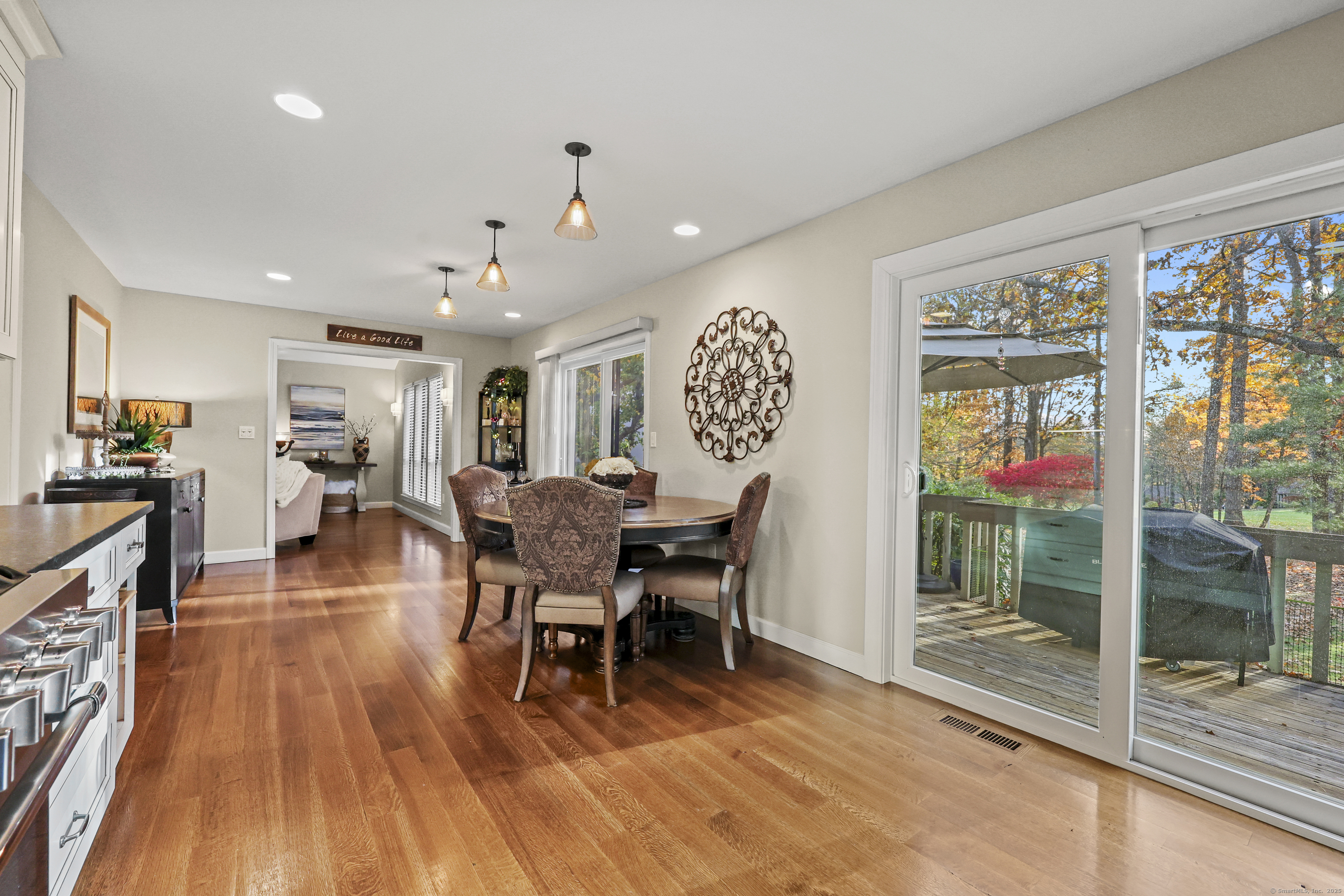 44 Applewood Lane Avon CT 06001