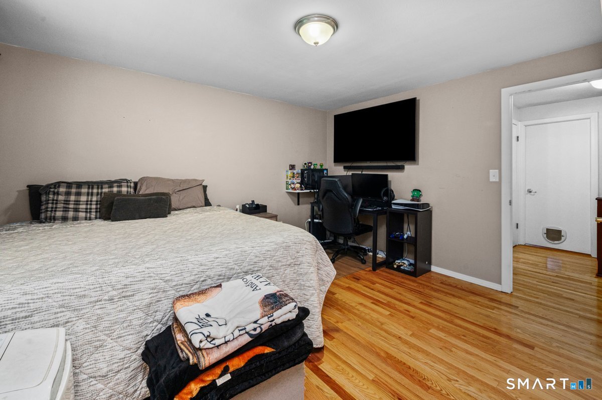 181 Williamstown Court Newington CT 06111