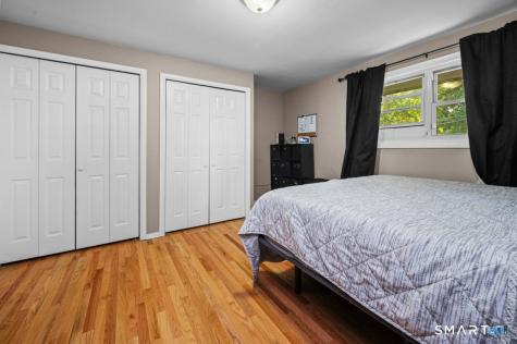 181 Williamstown Court Newington CT 06111