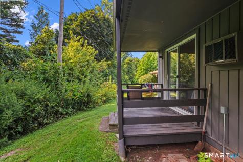 181 Williamstown Court Newington CT 06111