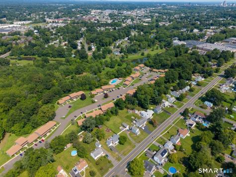 181 Williamstown Court Newington CT 06111