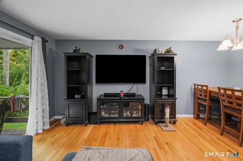 181 Williamstown Court Newington CT 06111