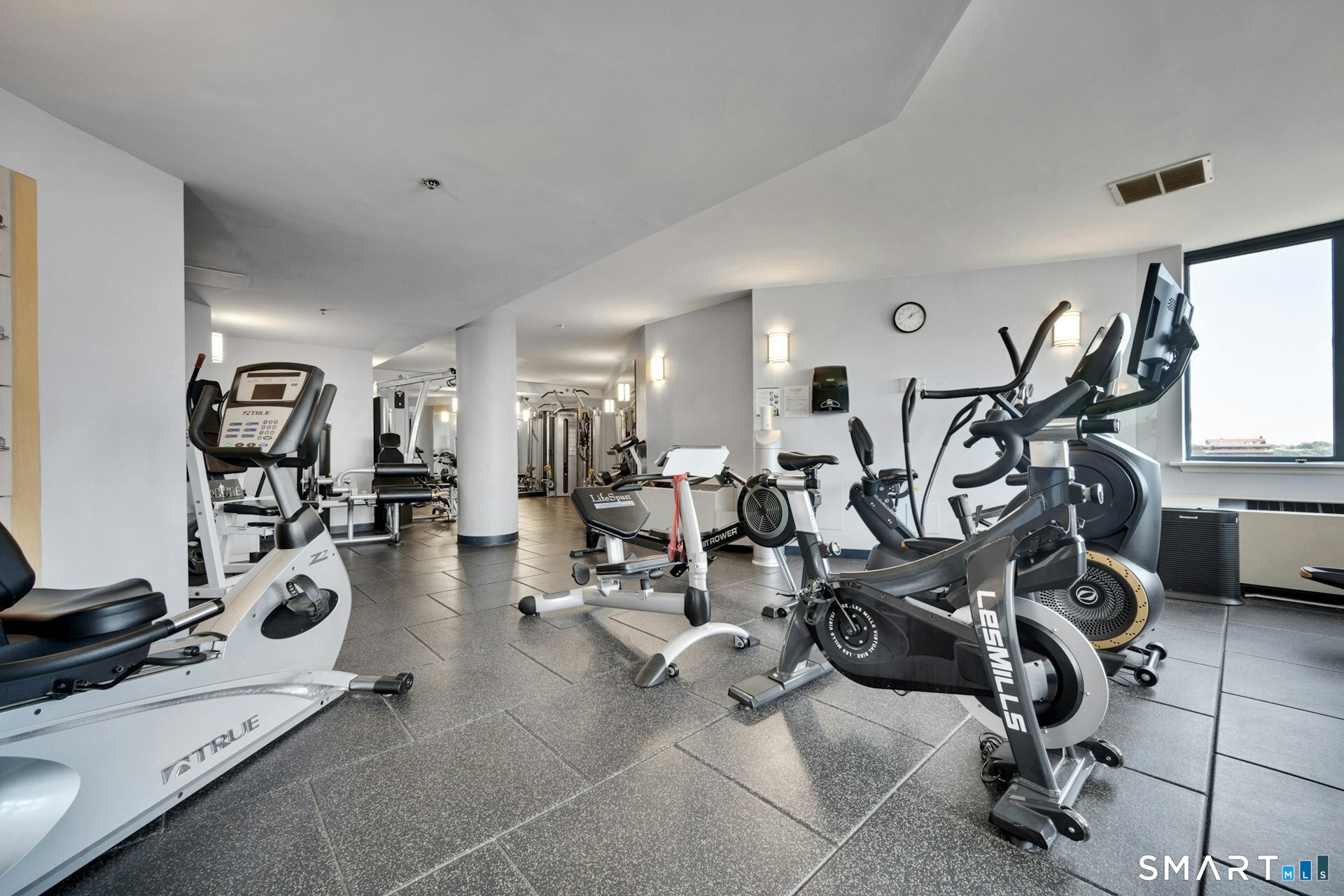 25 Forest Street Stamford CT 06901