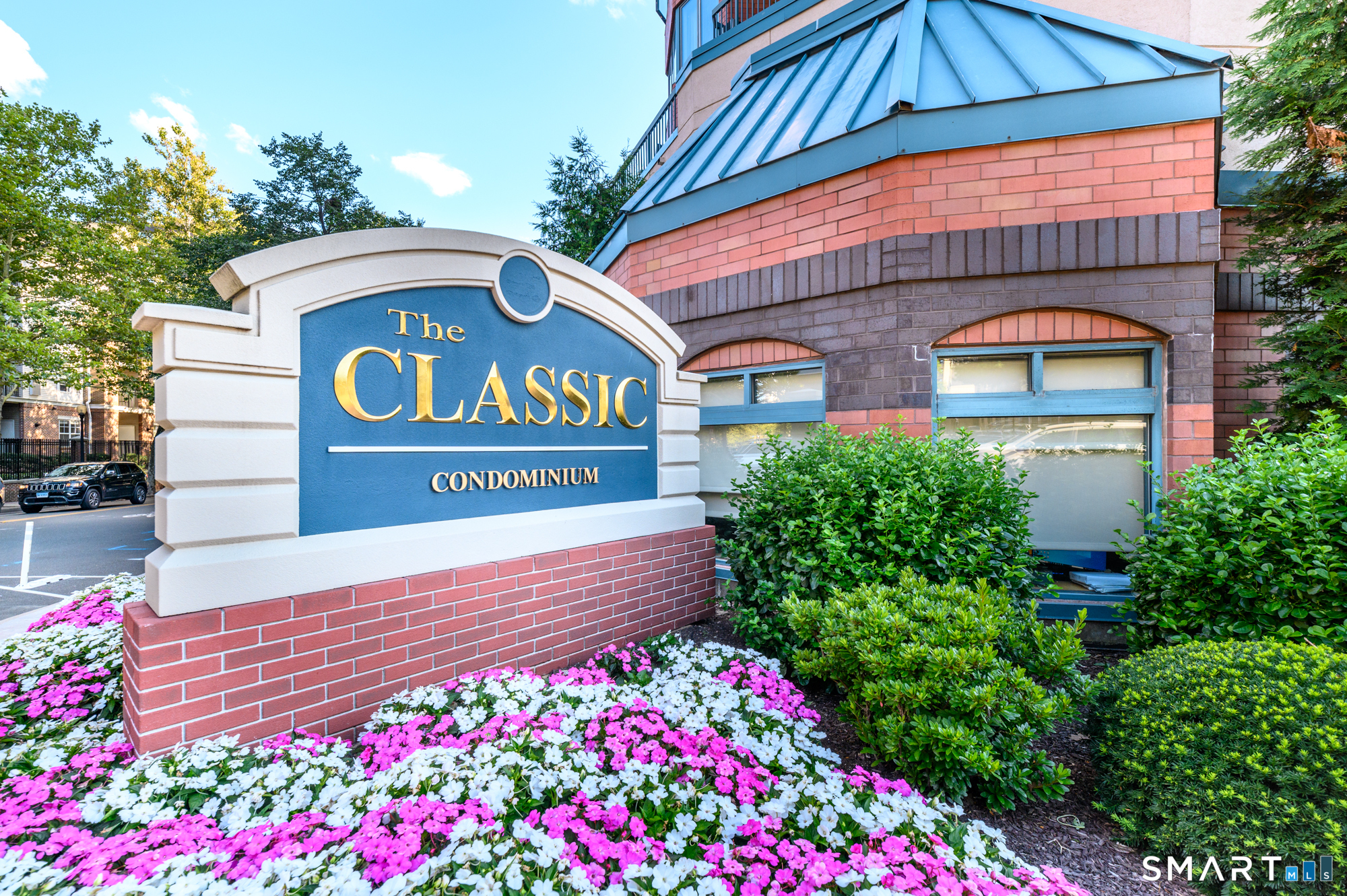 25 Forest Street Stamford CT 06901