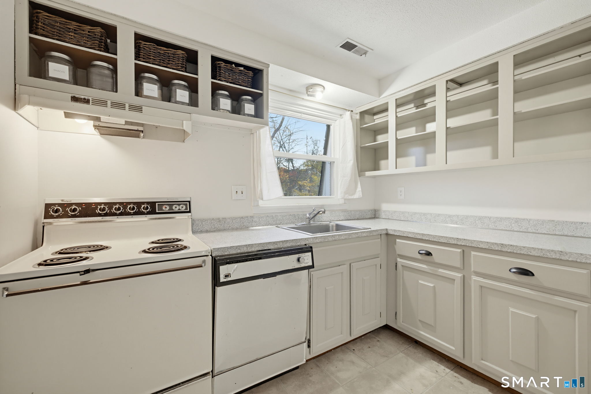 345 Dunfey Lane Windsor CT 06095