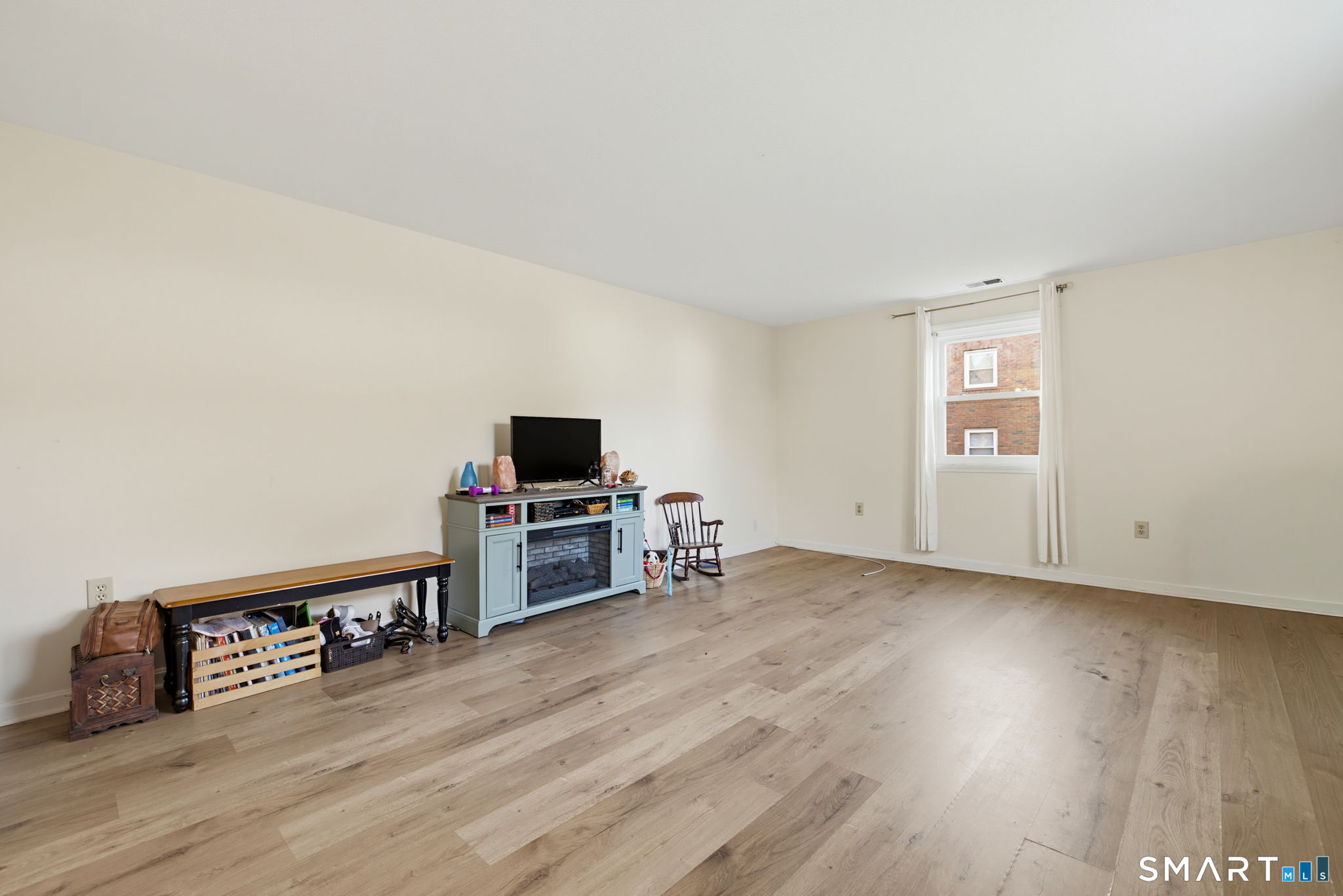 345 Dunfey Lane Windsor CT 06095