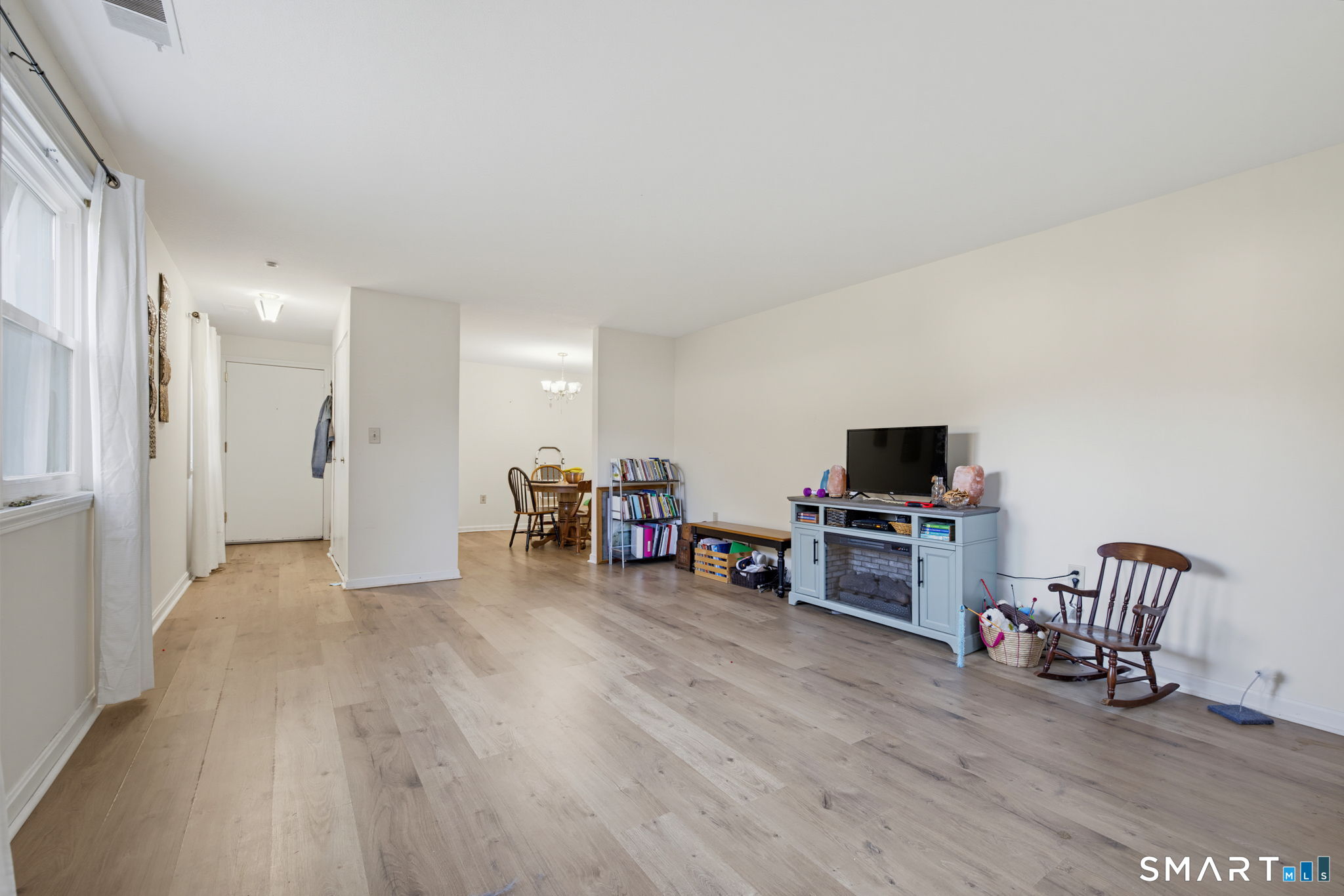 345 Dunfey Lane Windsor CT 06095