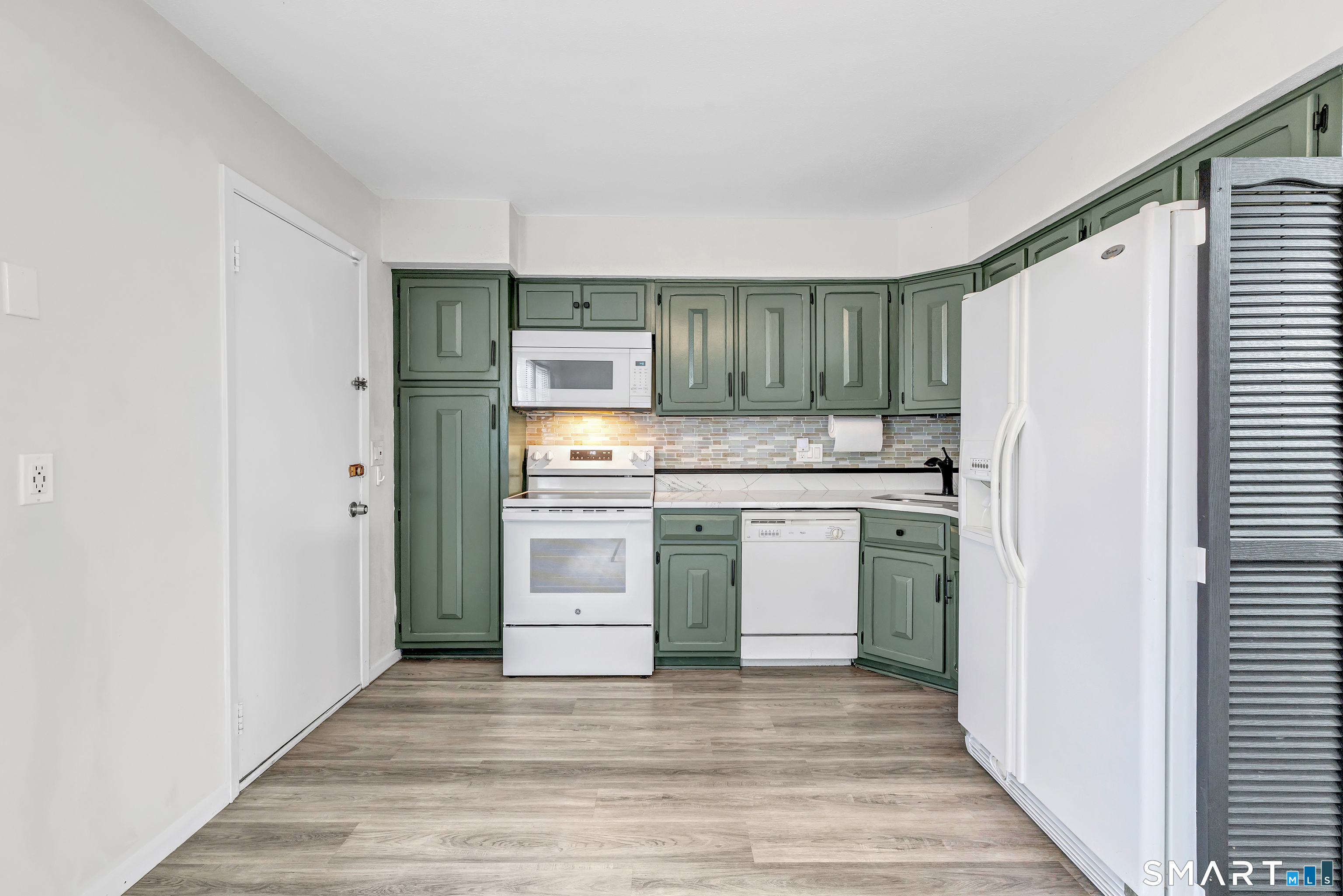 11 Savin Park West Haven CT 06516