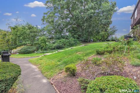 11 Savin Park West Haven CT 06516