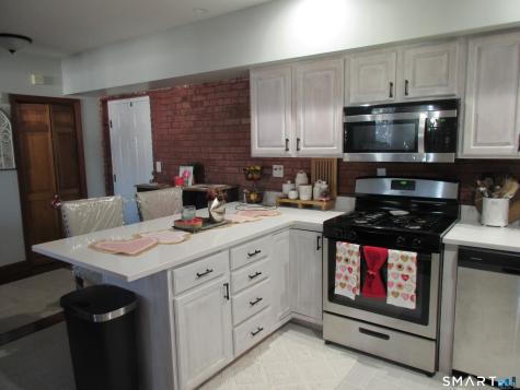75 Wheeler Avenue Bridgeport CT 06606