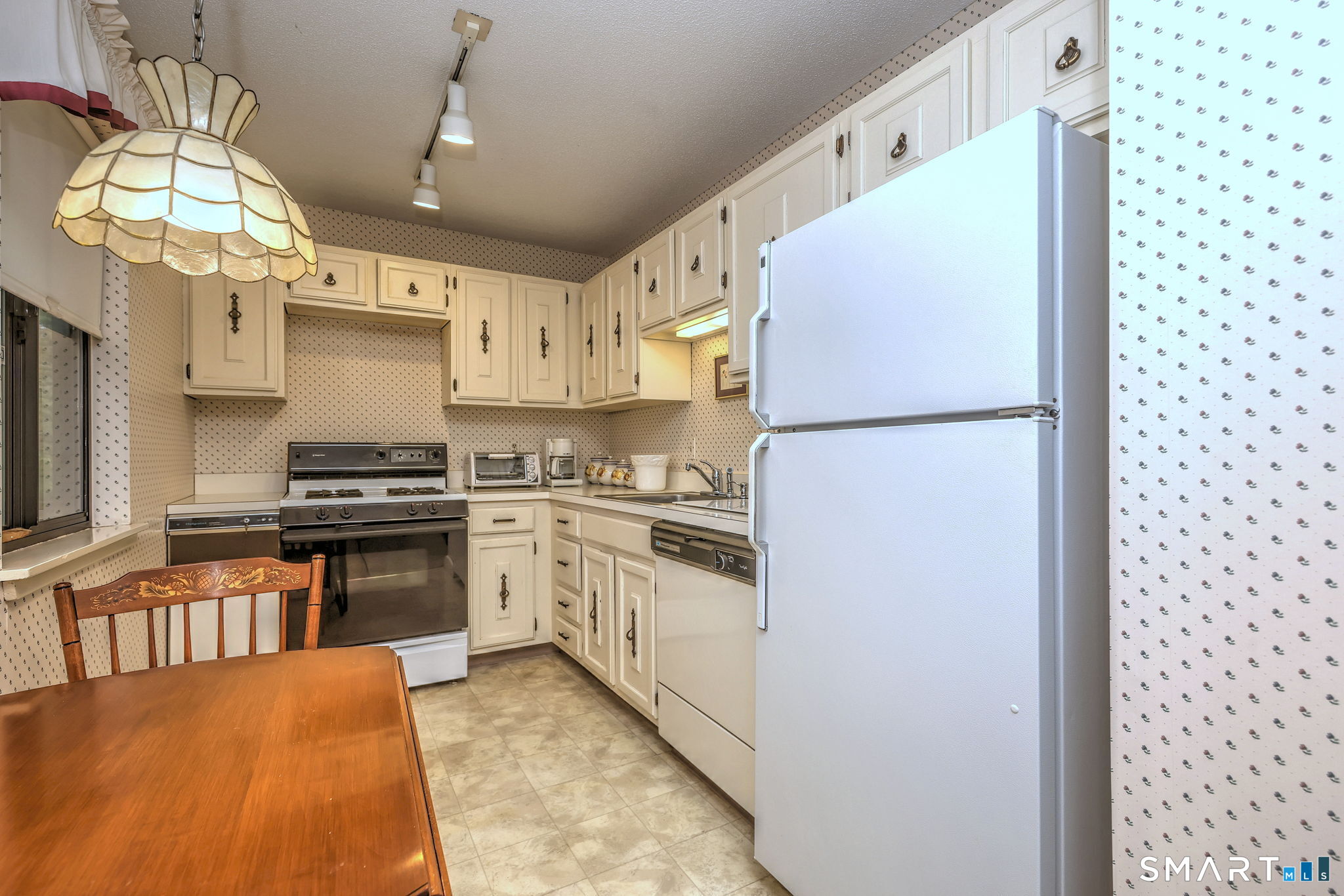 14 Greenbriar Drive Farmington CT 06032