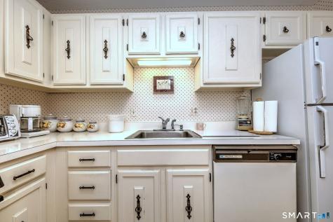14 Greenbriar Drive Farmington CT 06032