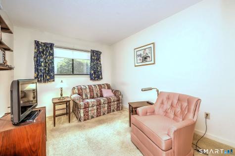 14 Greenbriar Drive Farmington CT 06032
