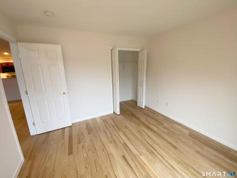 8 Saint George Place Newtown CT 06482