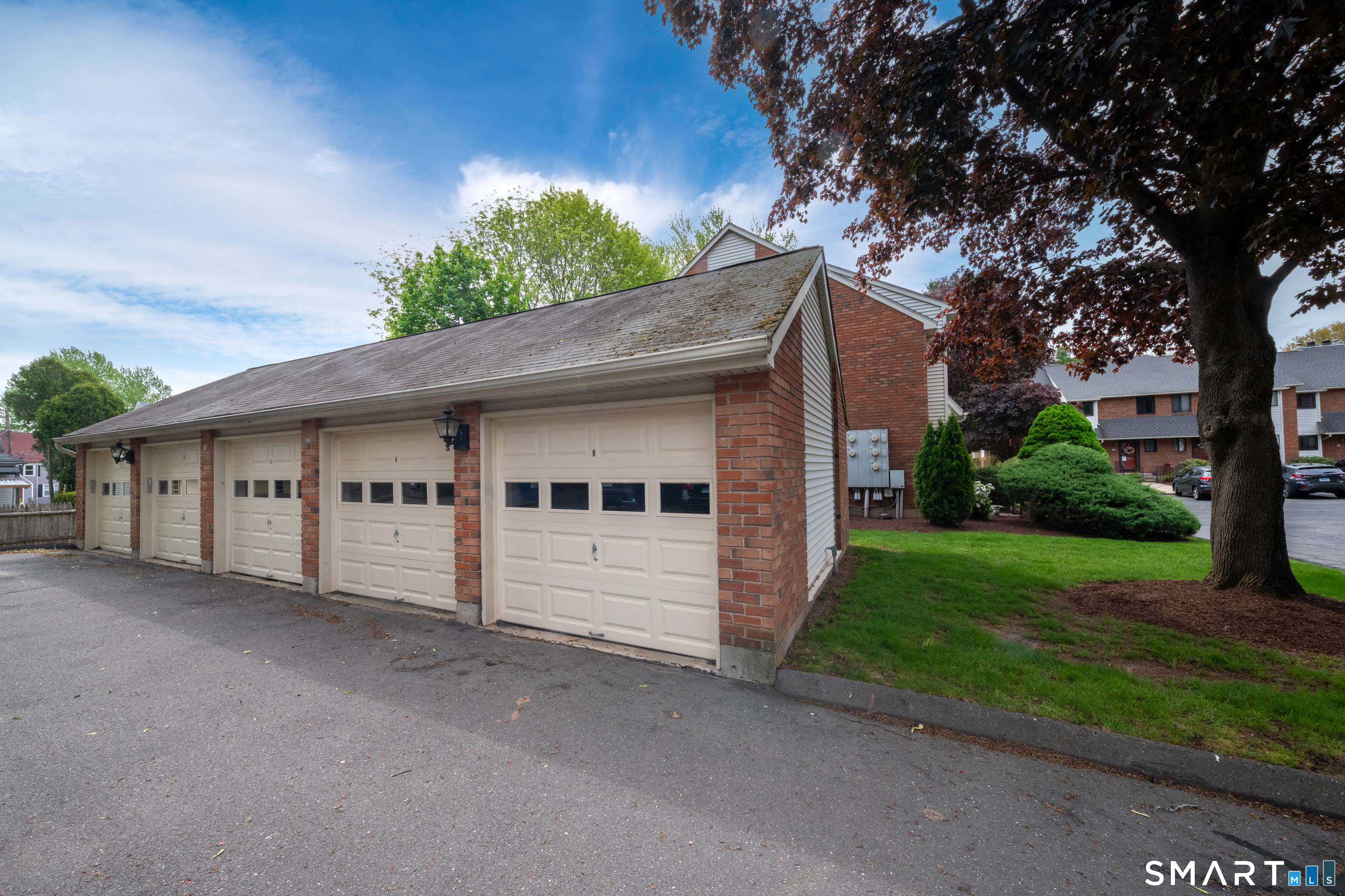 59 Danforth Lane West Hartford CT 06110