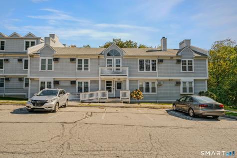 82 Longview Street Waterford CT 06385