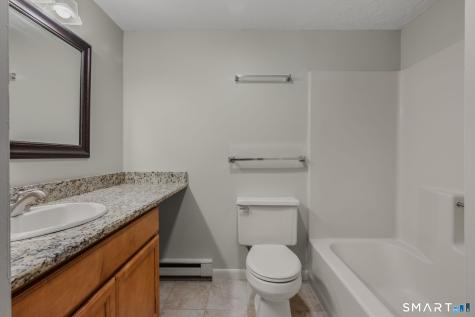82 Longview Street Waterford CT 06385
