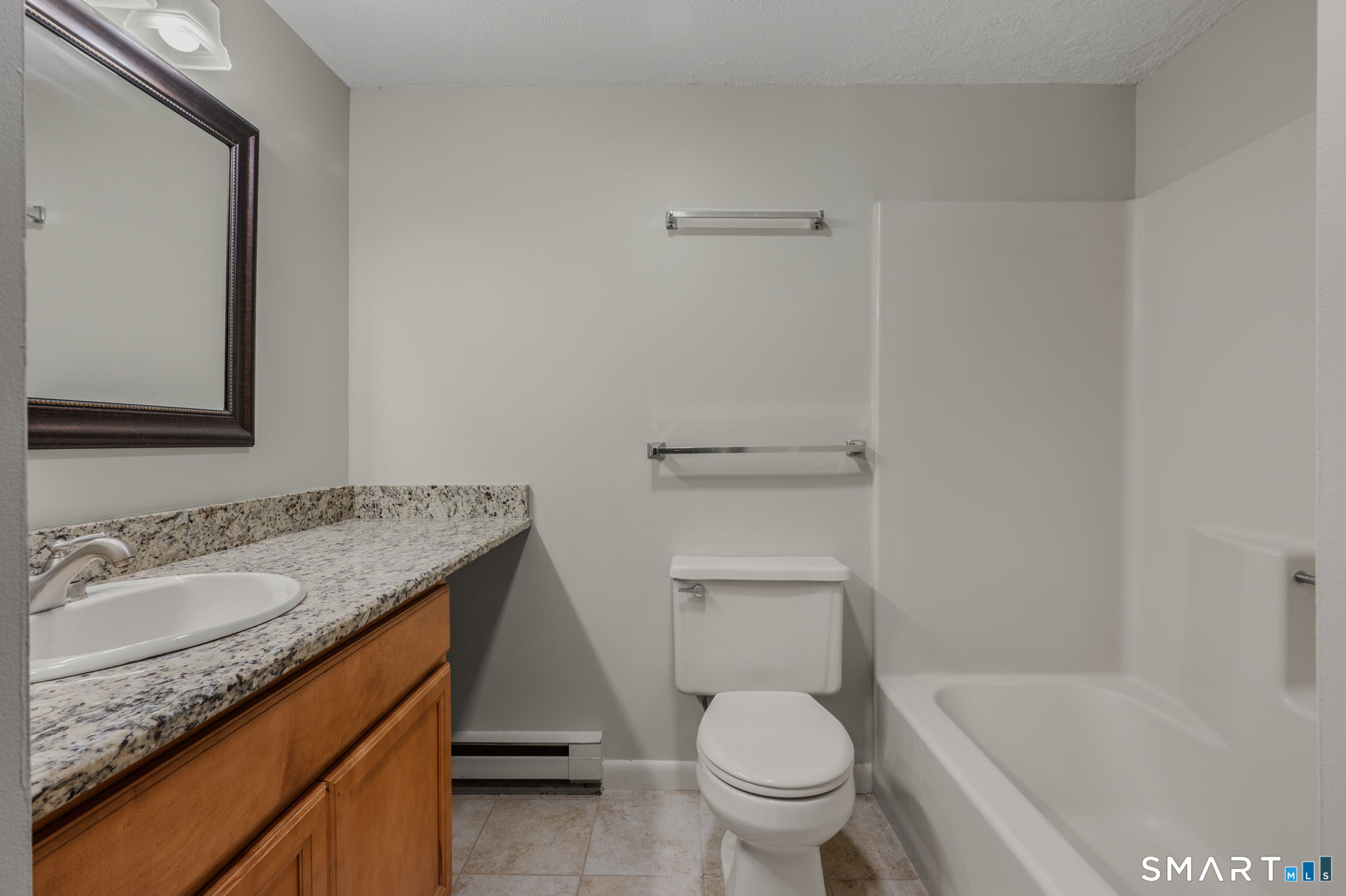82 Longview Street Waterford CT 06385