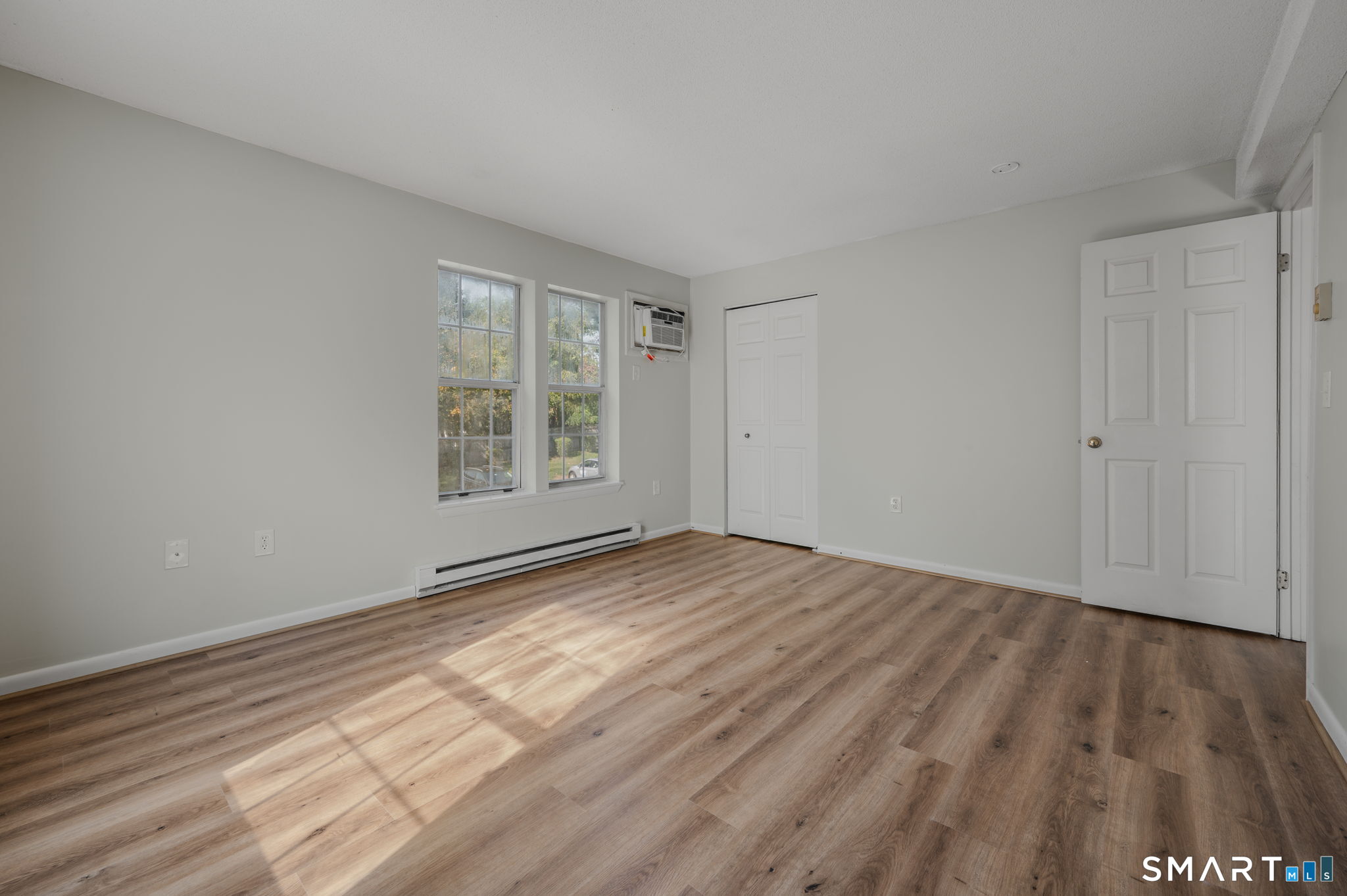 82 Longview Street Waterford CT 06385