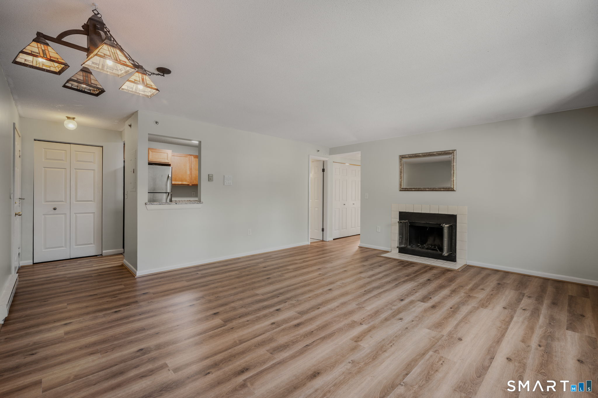 82 Longview Street Waterford CT 06385
