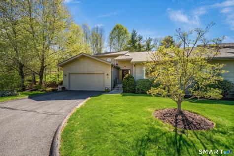 5 Boxwood Circle Avon CT 06001