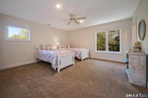 5 Boxwood Circle Avon CT 06001