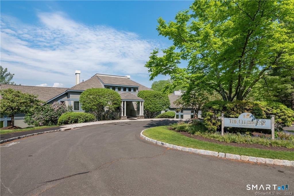 5 Boxwood Circle Avon CT 06001