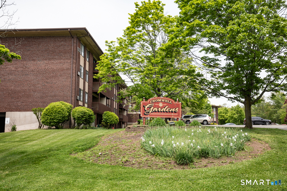 2217 Cromwell Hills Drive Cromwell CT 06416