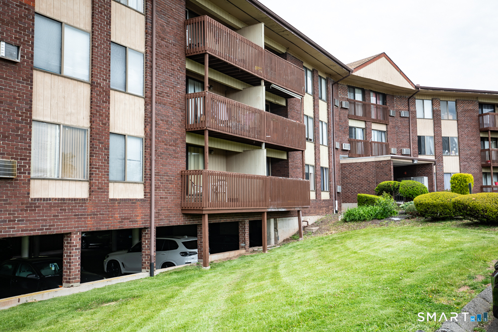 2217 Cromwell Hills Drive Cromwell CT 06416