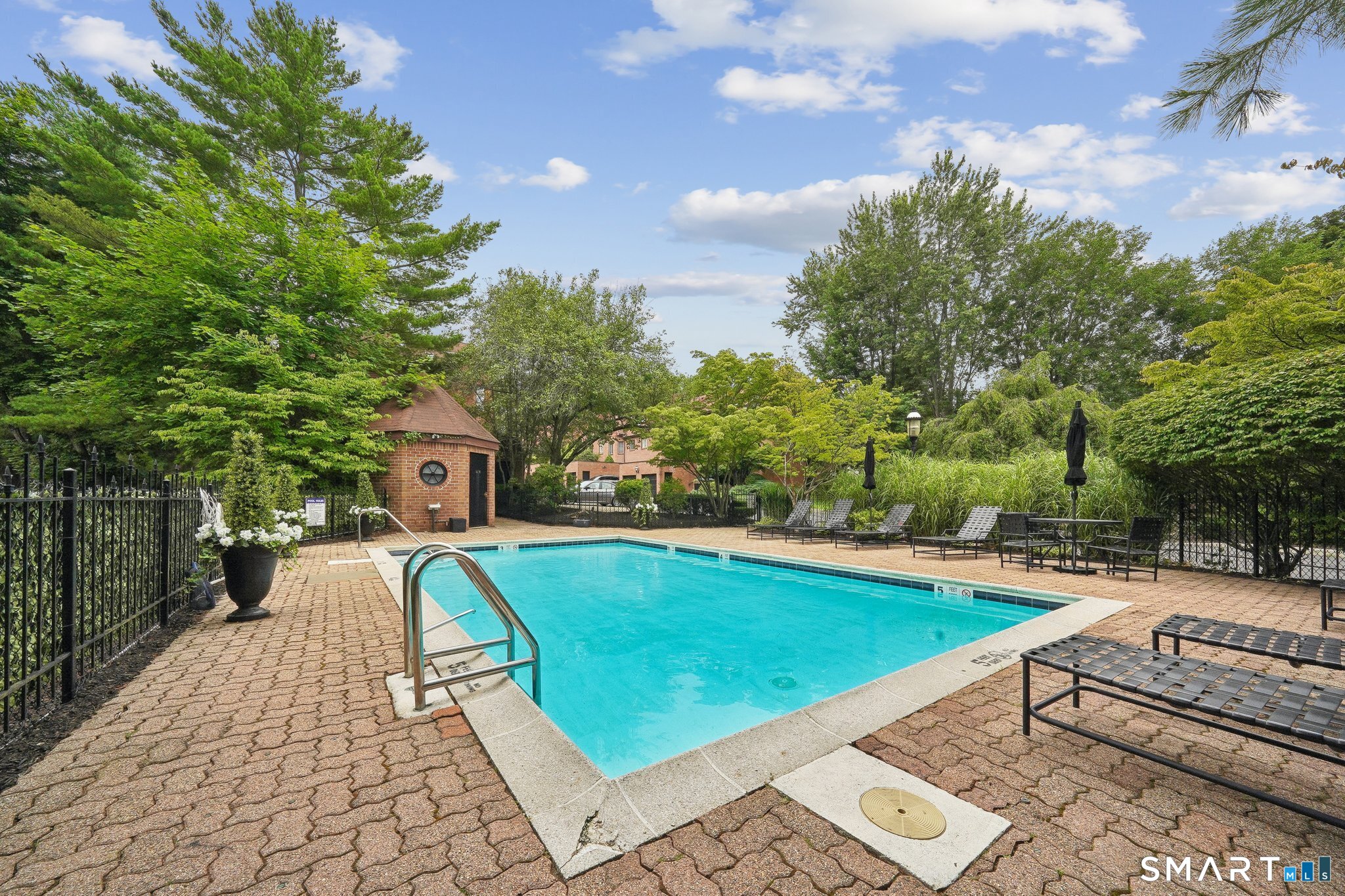 3300 Park Avenue Bridgeport CT 06604