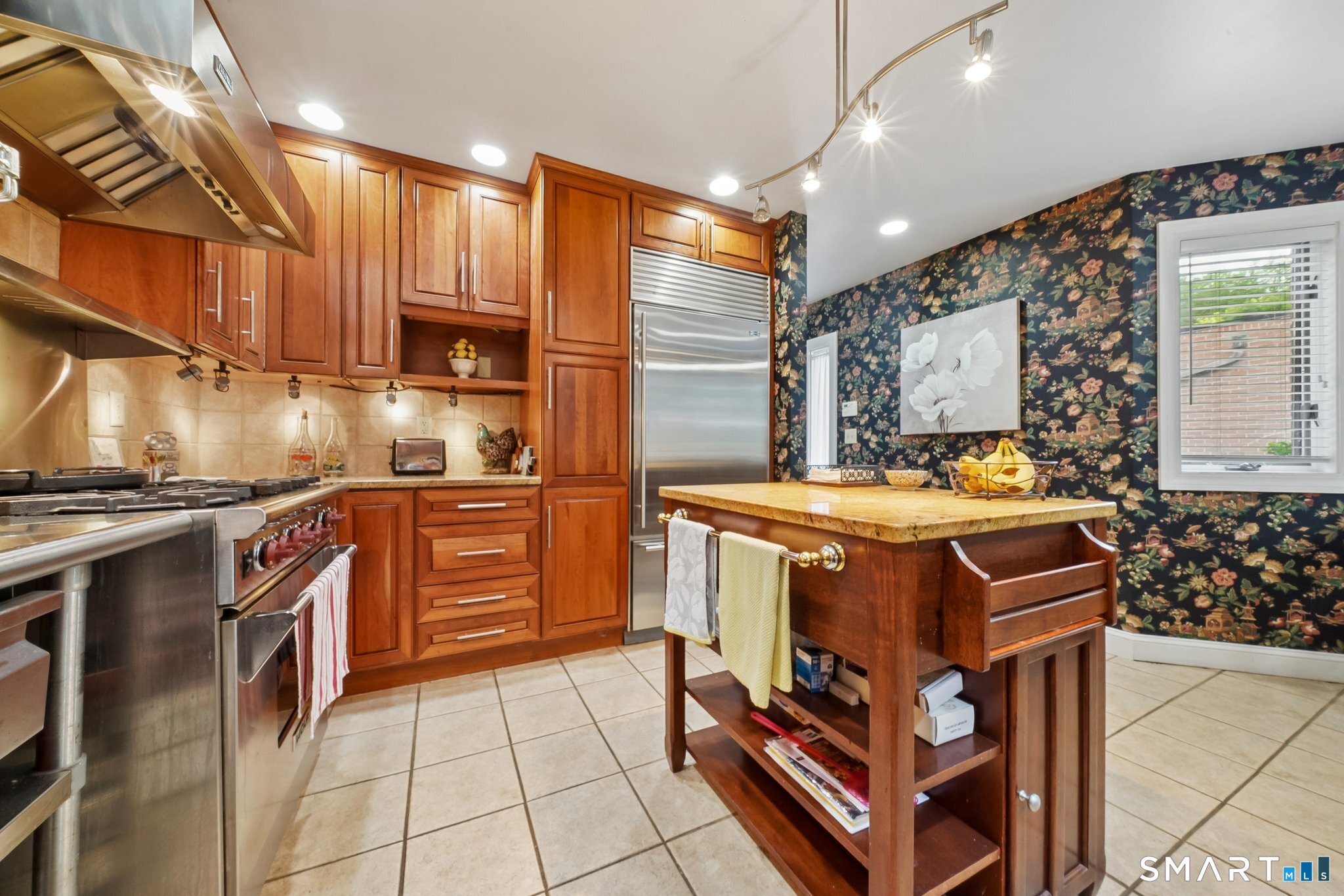 3300 Park Avenue Bridgeport CT 06604