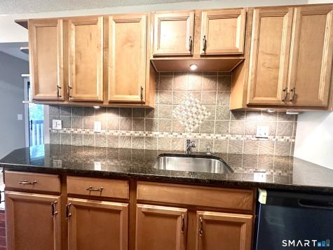 15 Woodsedge Drive Newington CT 06111