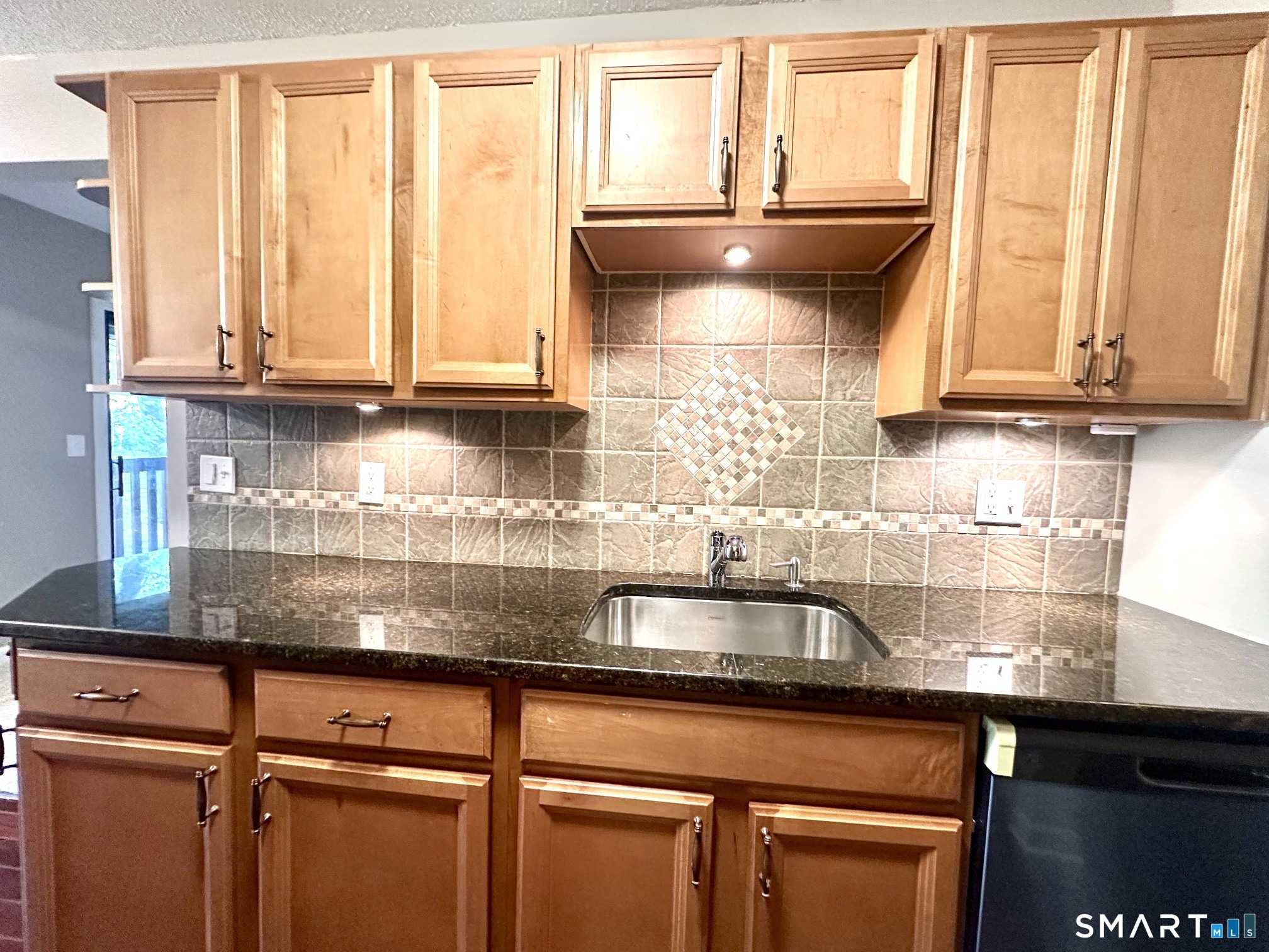 15 Woodsedge Drive Newington CT 06111