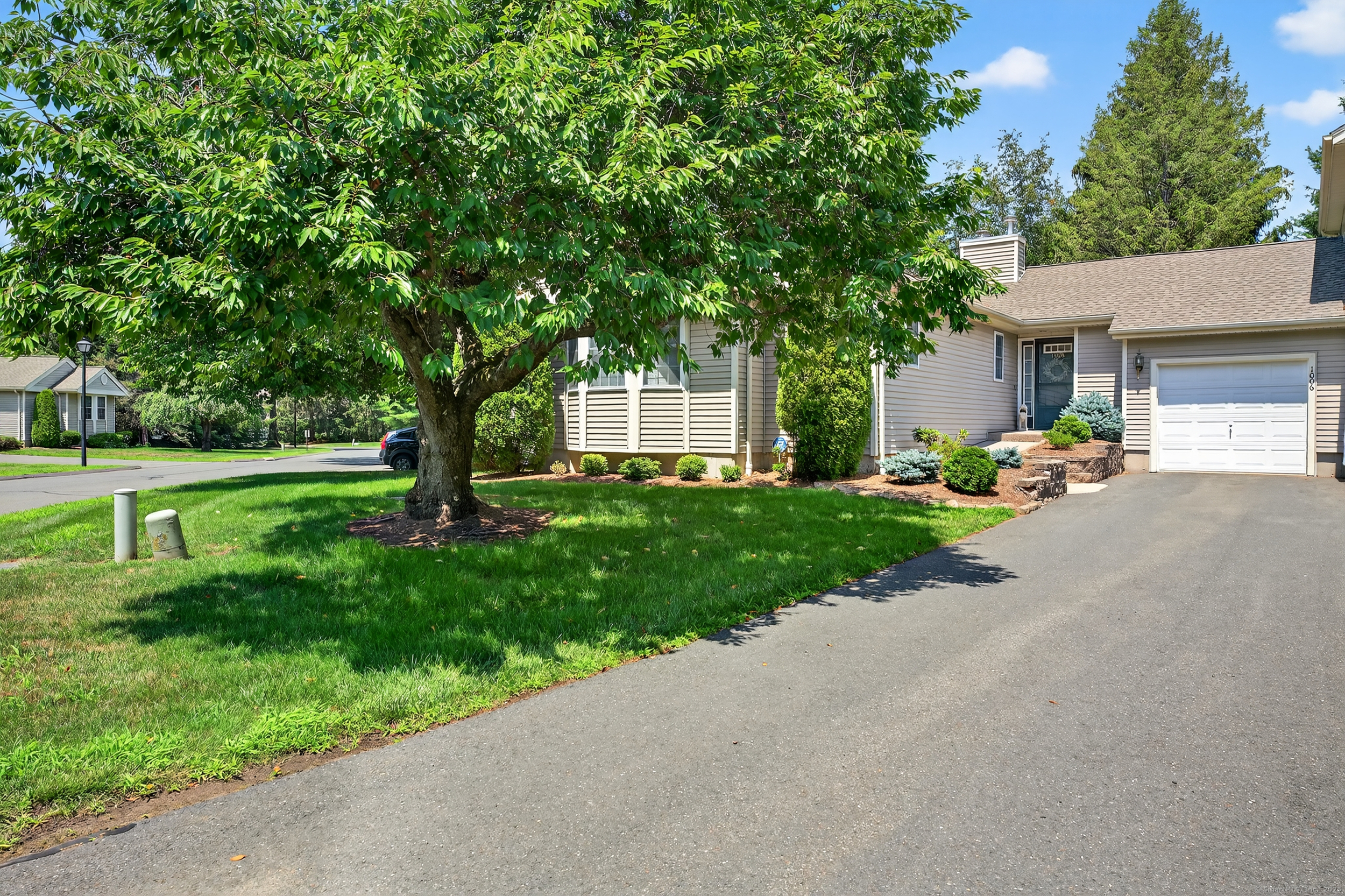 1006 Meadowview Drive East Windsor CT 06088