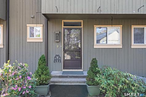 2 South Meadows Woodbury CT 06798