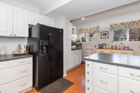 2 South Meadows Woodbury CT 06798