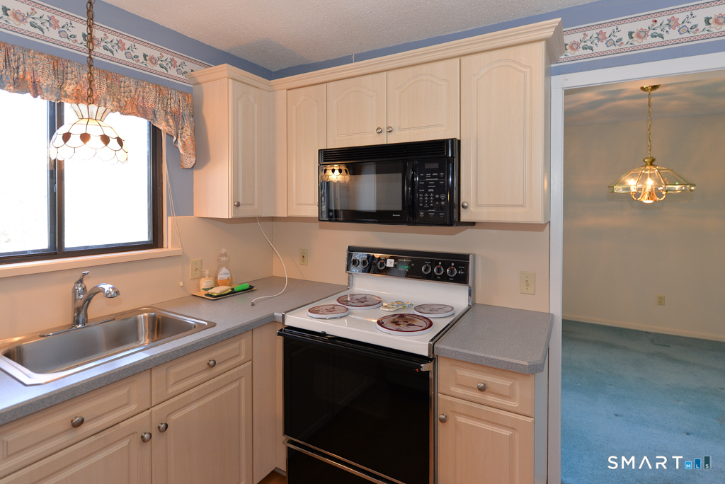 101 Heritage Village Southbury CT 06488