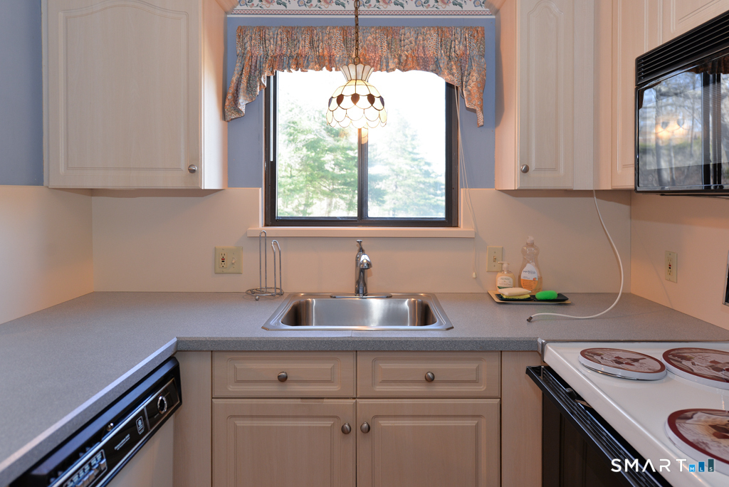 101 Heritage Village Southbury CT 06488