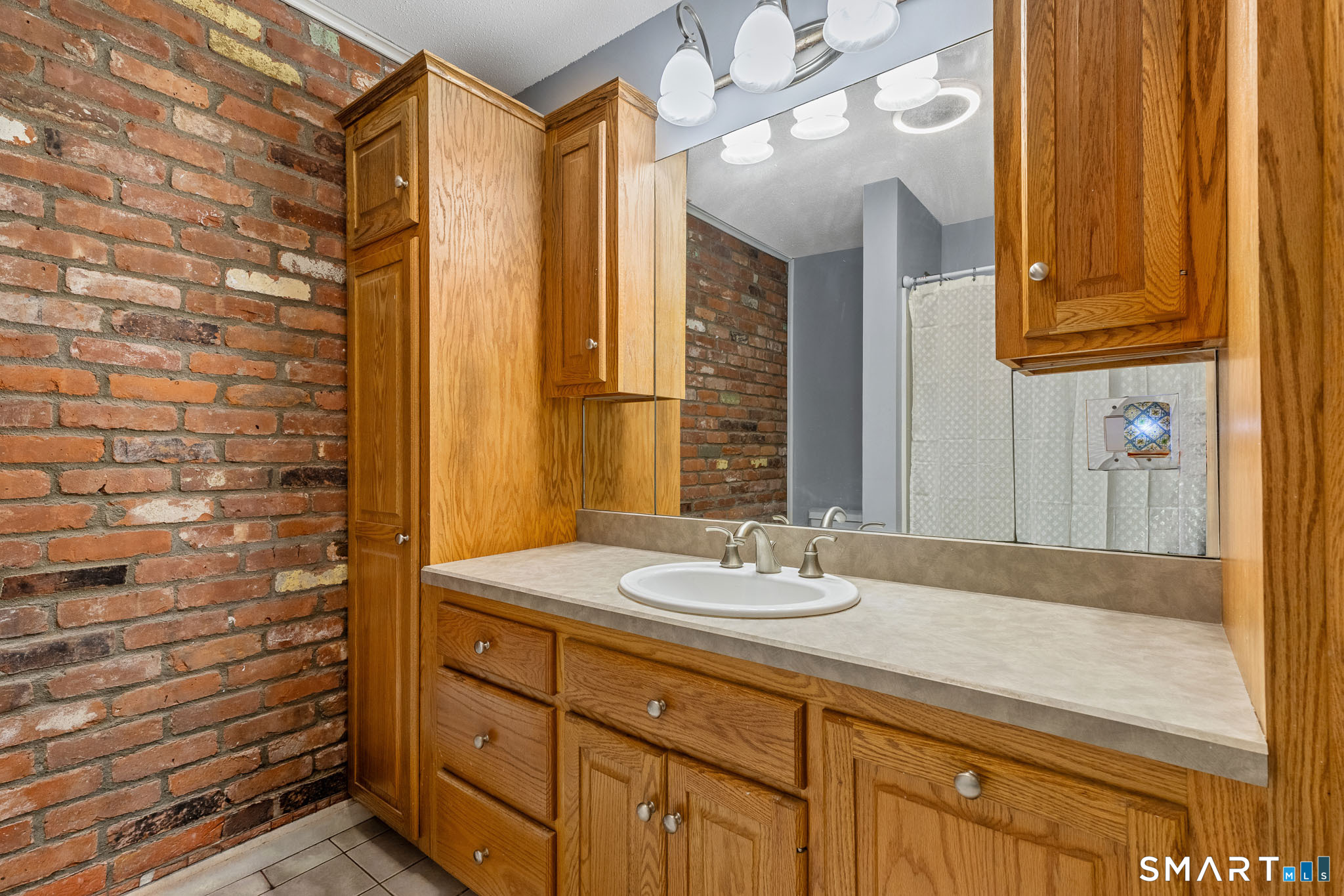 264 Lyman Road Wolcott CT 06716