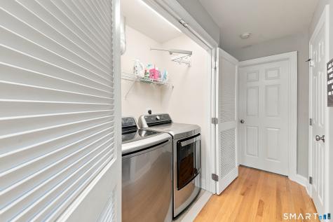 44 Warrington Round Street Danbury CT 06810