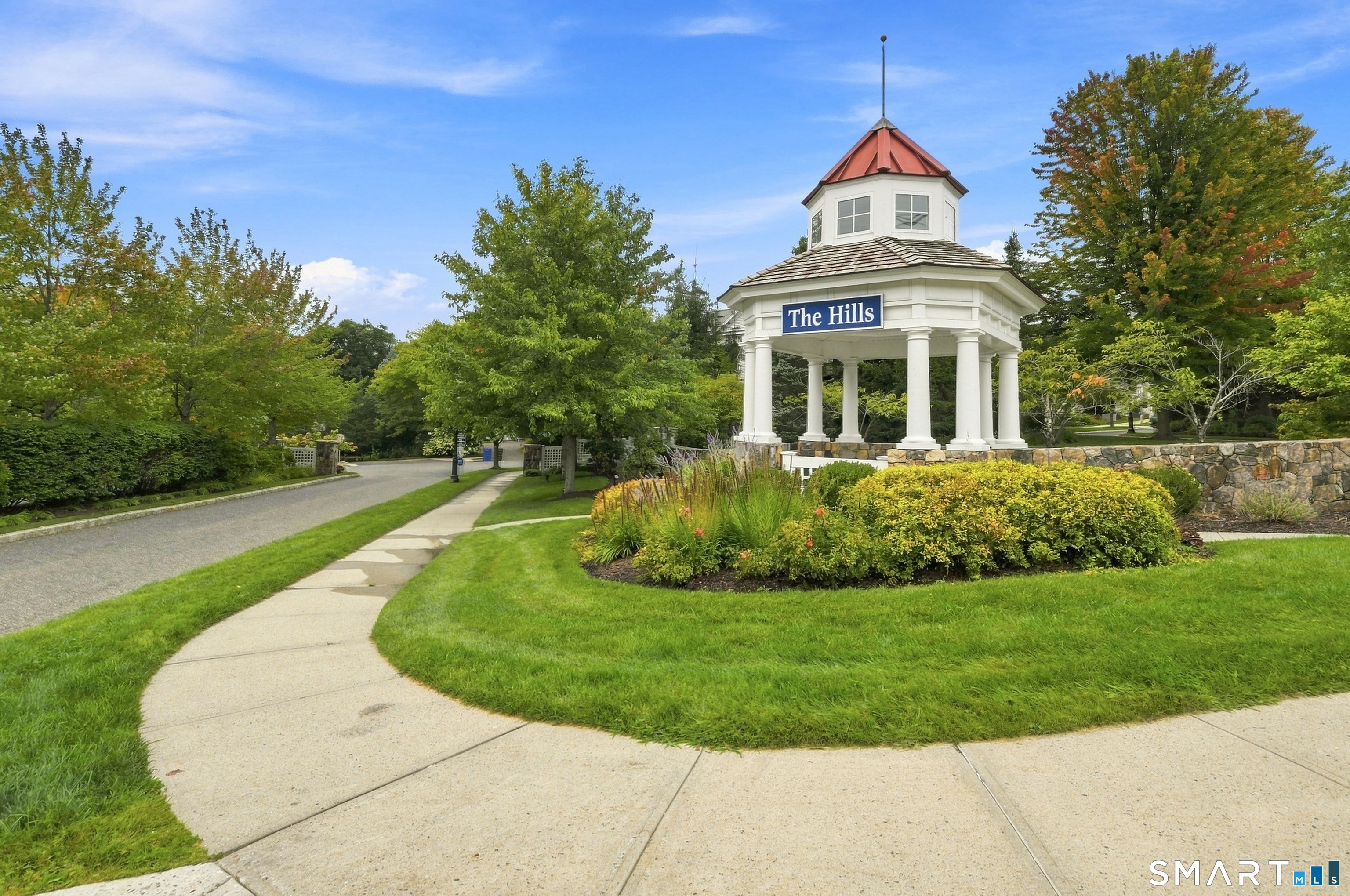 44 Warrington Round Street Danbury CT 06810
