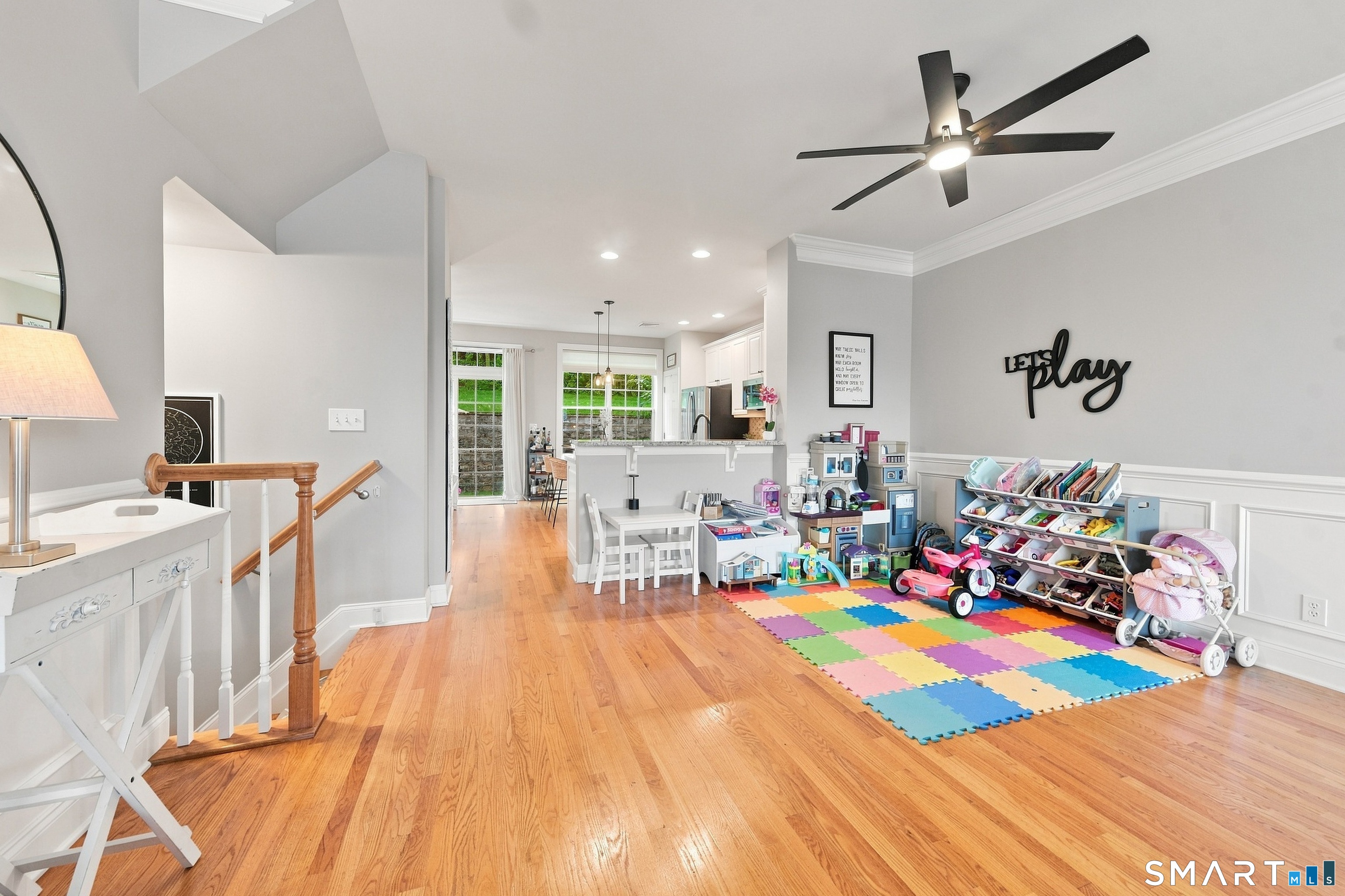 44 Warrington Round Street Danbury CT 06810