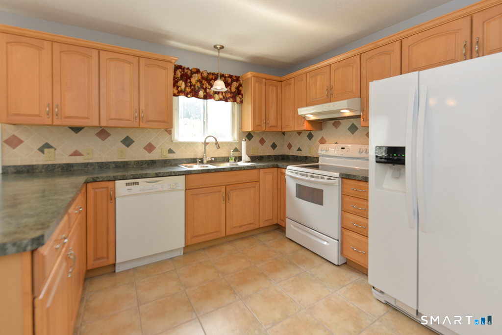353 Heritage Village Southbury CT 06488