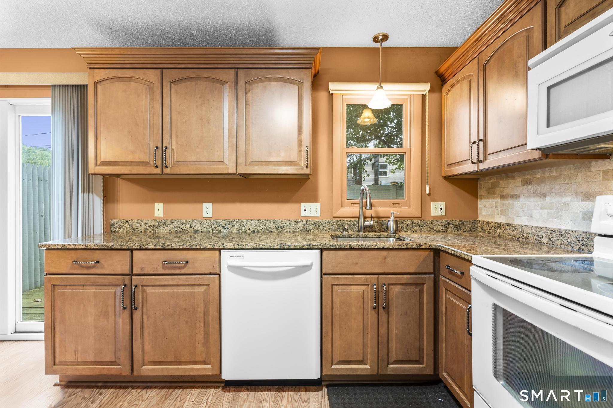 8 Grove Court Branford CT 06405